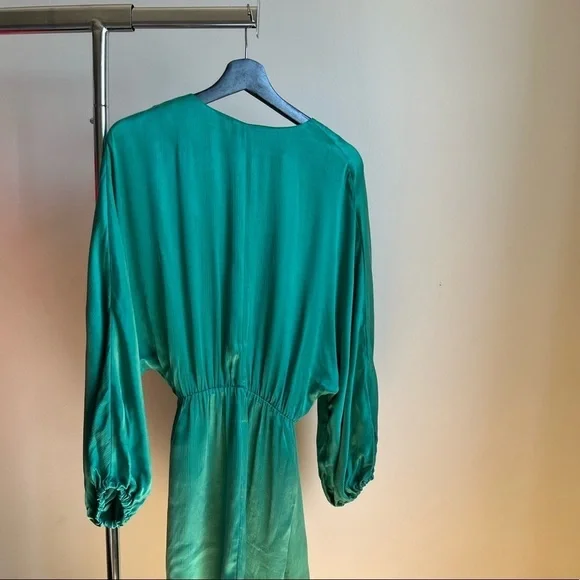 & other Stories Green Classic Midi Dress with Long Sleeves in Size 4 - Picture 3 of 8
